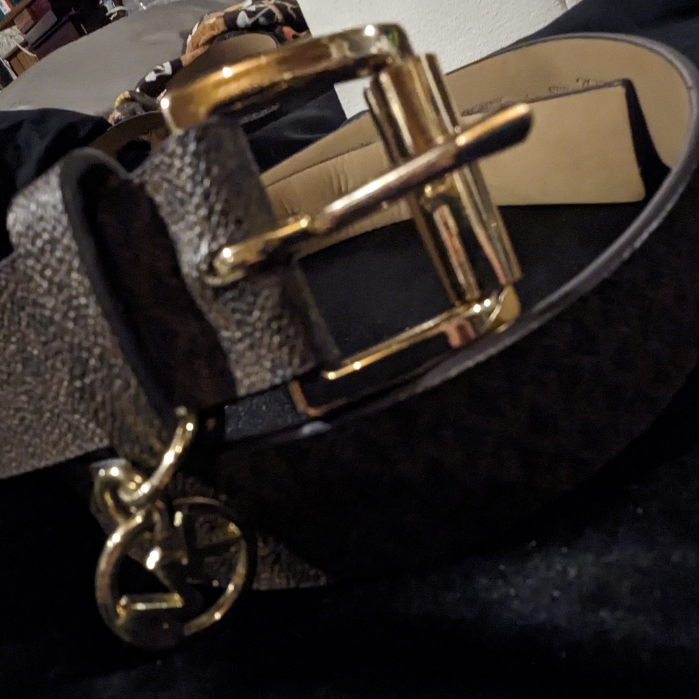Michael Kors Ladies Brown Leather Belt with Gold Buckle, New